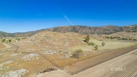 Tehachapi Land with Valley Views