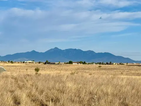 Vacant High-Desert Ranch Parcel