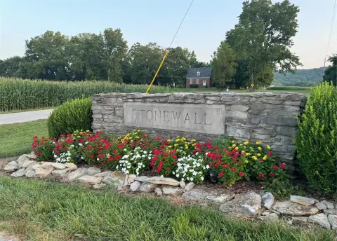 Residential Lot in Stonewall Subdivision