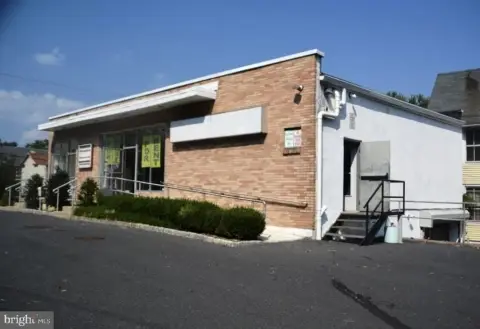 High-Visibility Commercial Property in Riegelsville