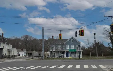 Commercial Land at Signalized Intersection