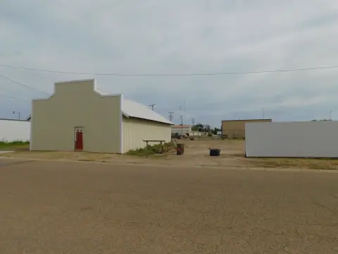Guymon Commercial Corner Lot