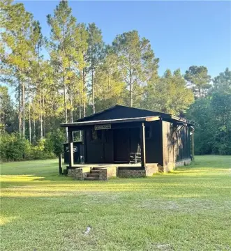 Turnkey Hunting and Recreational Retreat