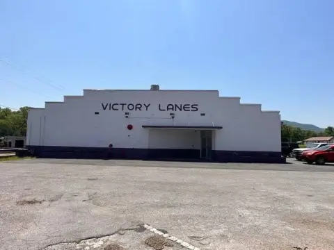 Bowling Alley Property with Apartment
