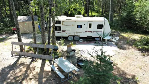 Hunting Land with Base Camp
