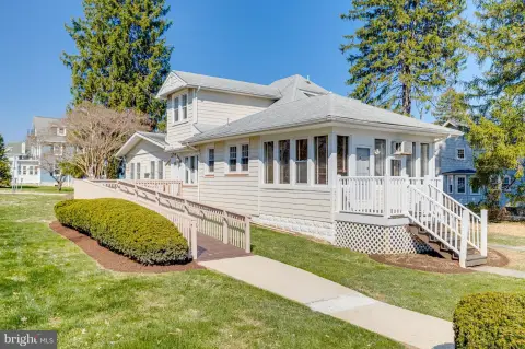 Towson Commercial Office Building For Sale