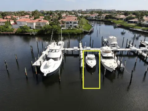 Private Marina Boat Slip