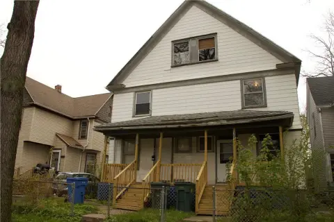 Rochester Duplex in 19th Ward