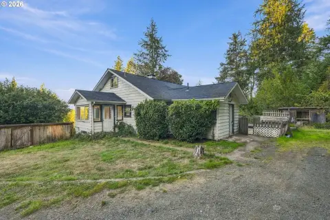 Duplex with Second Kitchen