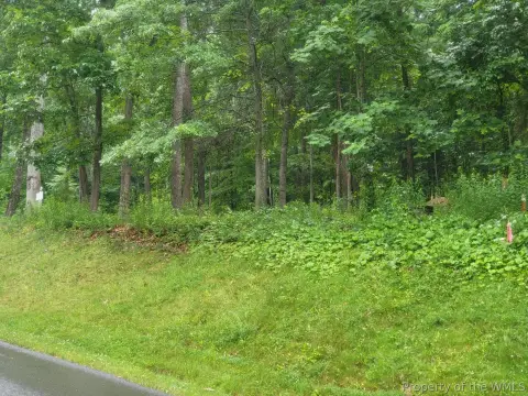 Single-Family Building Lot