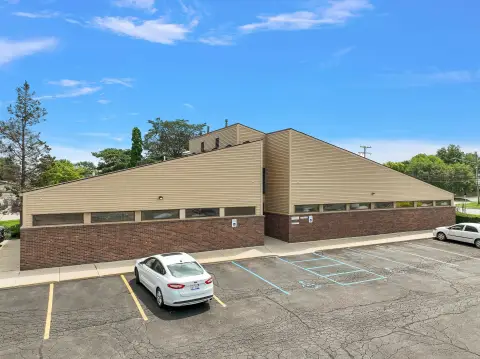 Well Maintained Office Building Suites