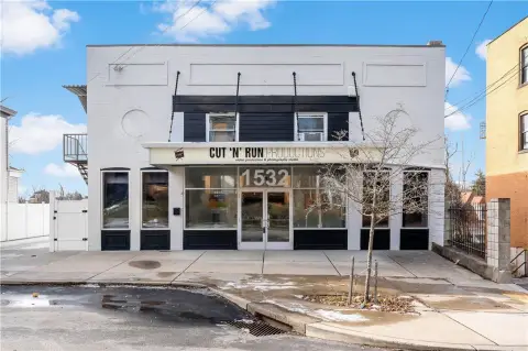 Updated Office Space in Beechview