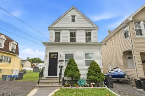 Two-Family Duplex with Deck