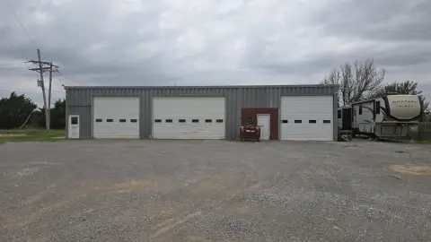 Flex Shop with Three Bay Doors