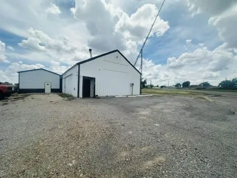 Automotive Shop with Lift