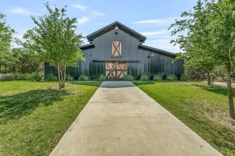 42 Acre Farm/Ranch Property