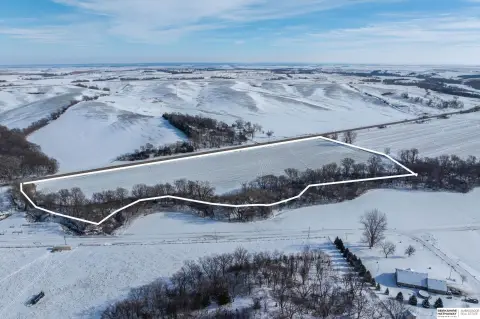 Tekamah Farmland Near Summit Lake