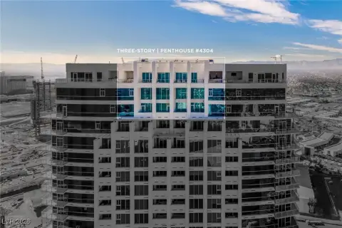 Luxury Three-Story Sky Penthouse