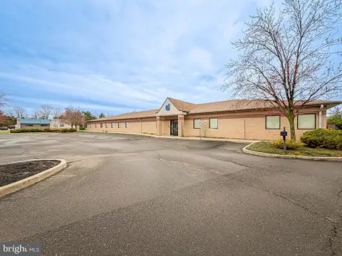 Standalone Medical Office Building