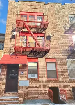 Bay Ridge Six-Family Brick Asset