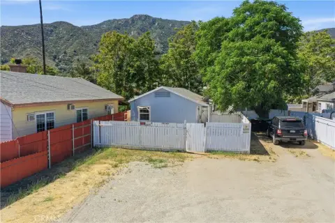 Duplex Near Lake Elsinore