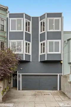 Updated Vacant Duplex with Parking