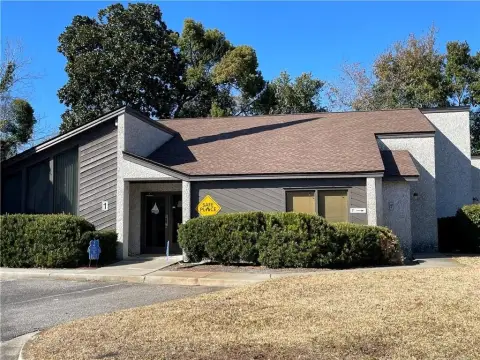 Medical Office in Tower Park