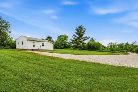 Secluded Cabin on Wooded Acreage