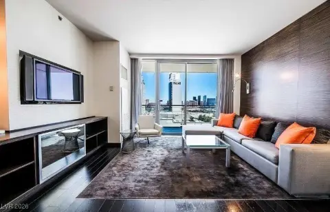 Las Vegas High-Rise Condo