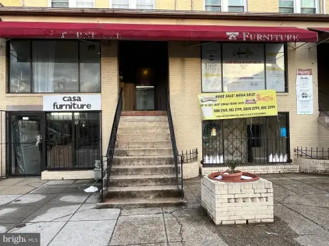 Retail Space in Columbia Heights