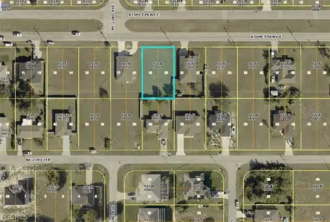 Residential Lot in Cape Coral