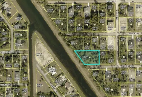 Lehigh Acres Waterfront Lot