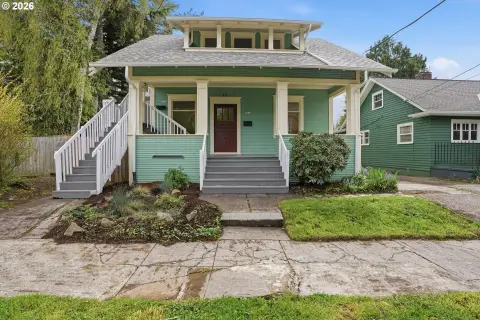 Portland Duplex in Richmond Neighborhood