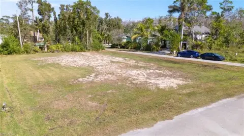 Bonita Springs Corner Lot