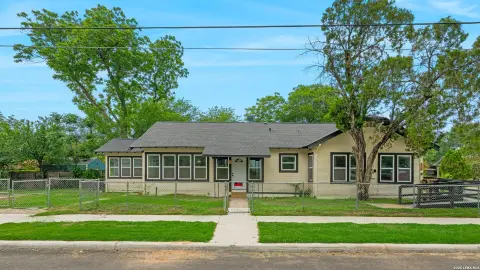 Remodeled Duplex in Beacon Hill