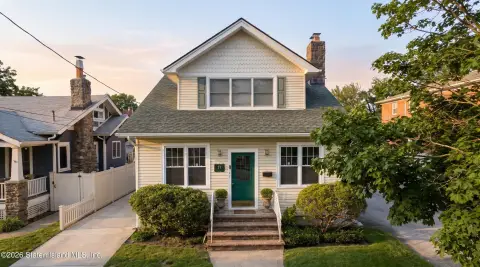 Detached Two-Family Duplex