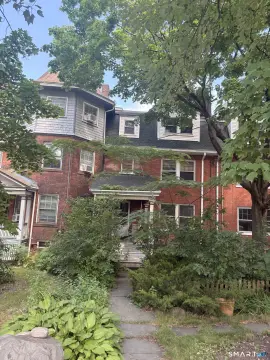Brownstone 4-Unit Multifamily