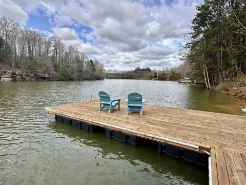 Lakefront Property with Dock