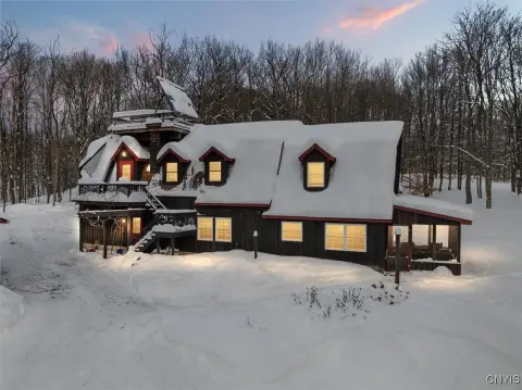 Multi-Unit Retreat Near Adirondacks