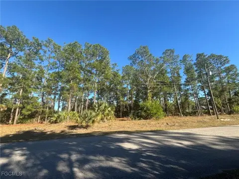 Residential Lot in Growing Area