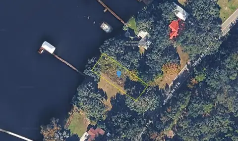 Vacant Lot in Desirable Neighborhood