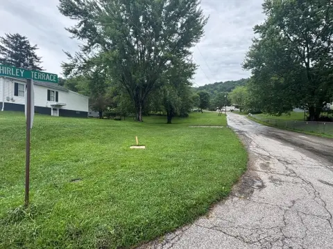 Buildable Corner Lot in Moundsville