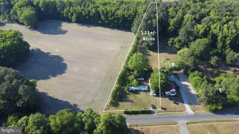 Acreage Parcel with Manufactured Homes