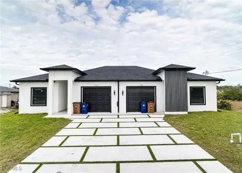 New Construction Duplex in Lehigh