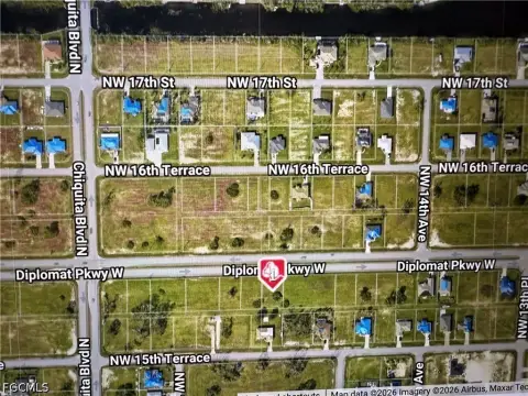 Commercial Lot with Convenient Access