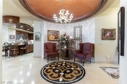 Elegant High-Rise Living in Las Vegas