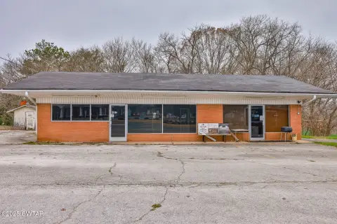 Retail Building with Two Street-Front Units