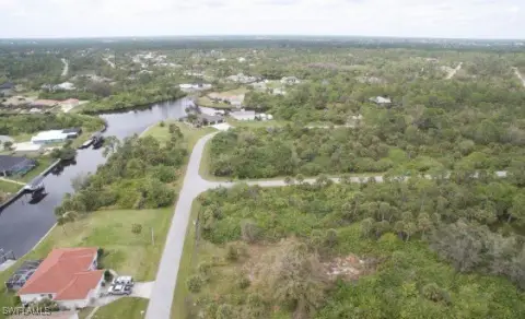 Port Charlotte Buildable Lot