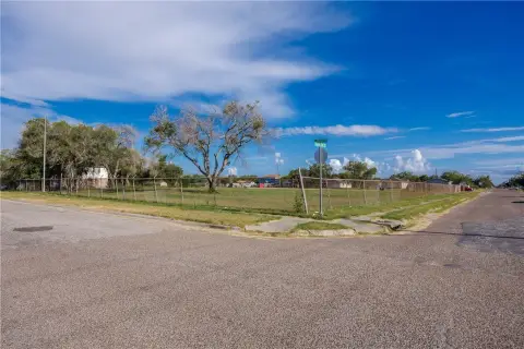 Robstown, TX Land For Sale
