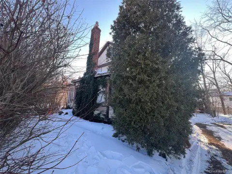 Buildable Lot in Huntington Station